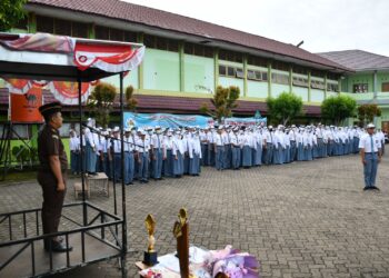 Tim Penkum Kejati Jambi lakukan giat JMS di SMAN 1 Kota Jambi