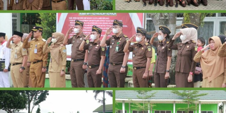 Cegah Aktivitas Geng Motor, Kajari Jambi beri Penyuluhan Hukum di SMPN 16 Kota Jambi