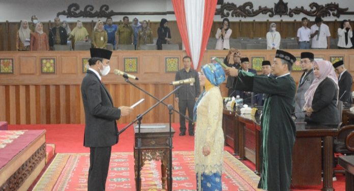 DPRD Gelar Rapat Paripurna Pelantikan PAW Sri Herlita