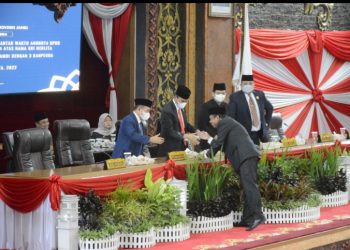 DPRD Jambi Sahkan 3 Perda Provinsi