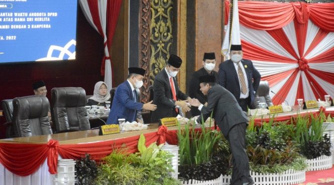 DPRD Jambi Sahkan 3 Perda Provinsi