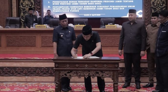 DPRD Sahkan Ranperda RTRW  Jadi Perda