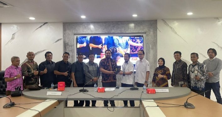 Waka DPRD Pinto Bersama Pansus 1 Konsultasi ke Kemenkominfo