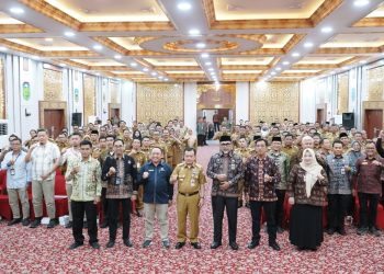 Hadapi Pemilu, Gubernur Minta Camat Harus Netral dan Mampu Jaga Daerah Dengan Baik