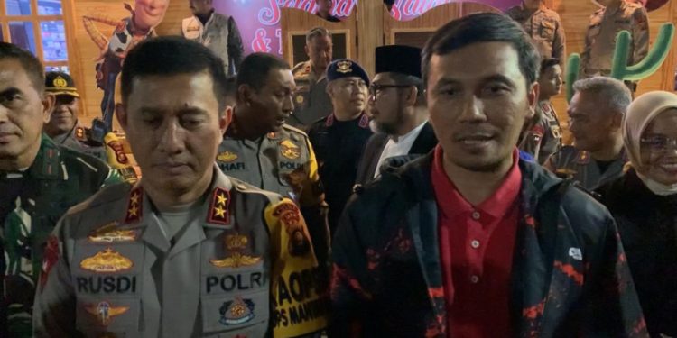 Ketua DPRD Jambi Pantau Pengamanan Malam Tahun Baru 2024 Bersama Kapolda Jambi