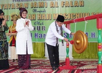 Gubernur Al Haris: Pendidikan Islam Al-Falah Haji Masjchun Sofwan untuk Ingatkan Sejarah