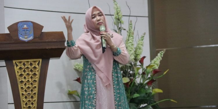 Hj. Hesti Haris Buka Pelatihan Smart Edu di Kabupaten Merangin