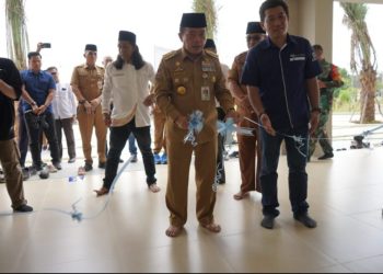 Resmikan Masjid Al Jabbar, Gubernur Al Haris: Gunakan Masjid Sebagai Sarana Pendidikan