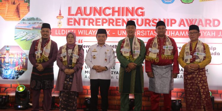 Gubernur Al Haris Apresiasi Kegiatan Entrepreneurship Award Universitas Muhammadiyah Jambi