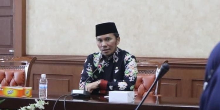 Ketua DPRD Jambi Ingatkan Dirut Bank Jambi yang Baru Soal Inovasi dan Pengambilan Kebijakan