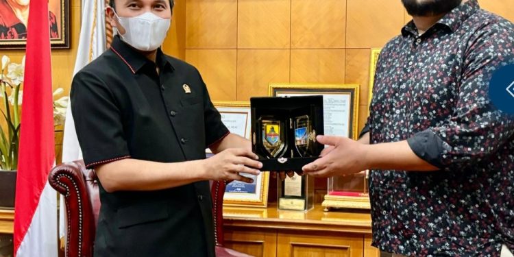 Bertemu Wakonsul Amerika, Edi Purwanto Paparkan Potensi Jambi hingga Kinerja DPRD Jambi