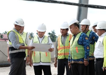 Tinjau Pembangunan Islamic Center dan Stadion, Gubernur Al Haris Puas dan Optimis Selesai Tepat Waktu