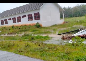 Baru Dibangun, Pagar SMKN 10 Tebo Roboh