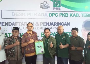 Afriansyah Kembalikan Formulir Pendaftaran ke PKB, Berharap Jadi Pengusung Jadi Calon Bupati Tebo