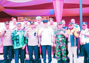 Tinjau Kesiapan Personil, Pj Bupati Varial Bersama Kapolres Cek Posyan Mudik