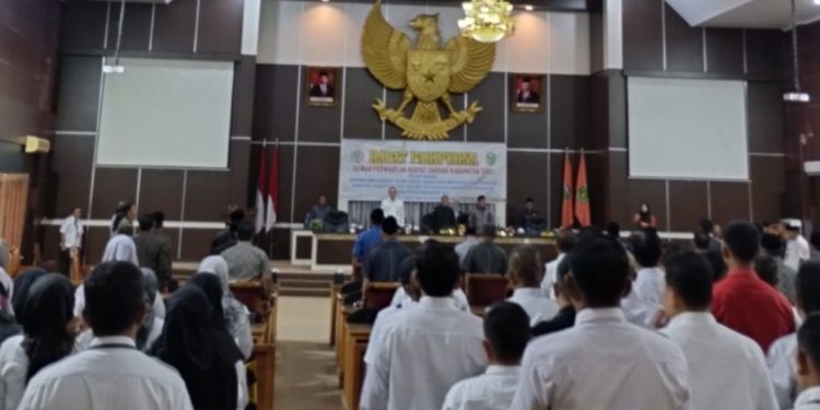 DPRD Gelar Rapat Paripurna Penyampaian Pendapat Akhir Fraksi Terhadap Ranperda Pelaksanaan APBD TA 2023