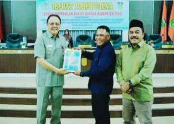 DPRD Tebo Gelar Rapat Paripurna Penyampaian Nota Pengantar Ranperda LPJ APBD Tahun 2023