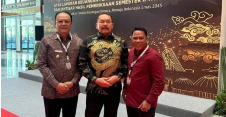 Mazlan Dampingi Pj Bupati Tebo Sampaikan LHP di Jakarta