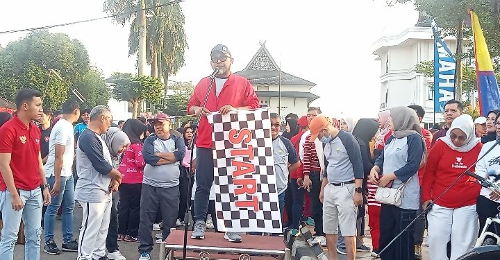 Lepas Jalan Santai HUT Kemerdekaan, Sekda Minta Seluruh Komponen Turut Membangun Bangsa