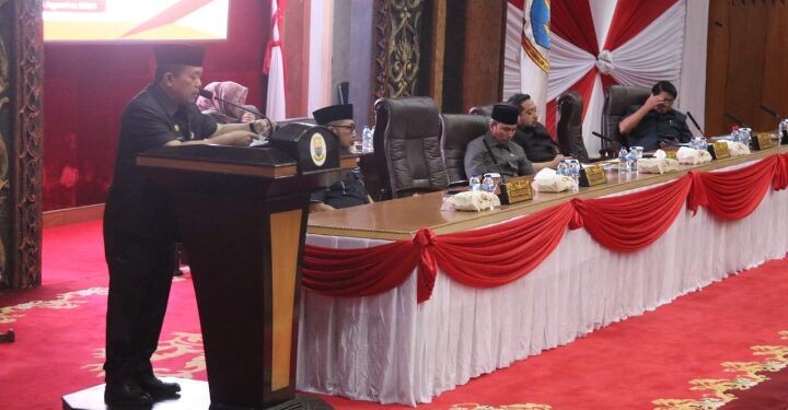 Gubernur Al Haris Sampaikan Nota Pengantar Ranperda APBDP 2024