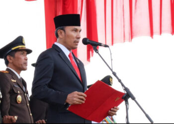 Ketua DPRD Bacakan Teks Proklamasi di Upacara HUT ke-79 RI