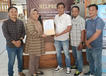 Dokumen Administrasi Pencalonan Bapaslon Agus-Nazar Dinyatakan Lengkap