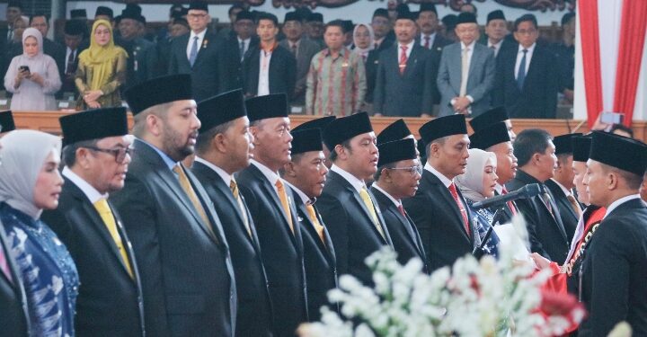 55 Anggota DPRD Provinsi Jambi Periode 2024-2029 Resmi Dilantik