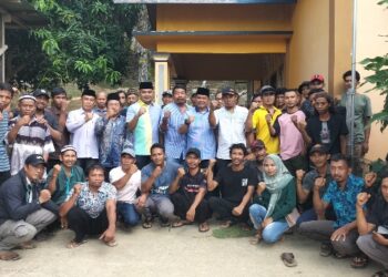 Demi Kecintaannya Terhadap Agus-Nazar, Lasmo Kumis Rela Tolak Permintaan Jadi Timses Paslon Lain