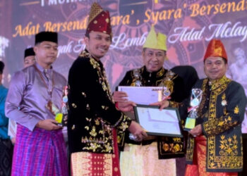 Ketua DPRD Jambi Hadiri Puncak Hari Adat Melayu Jambi