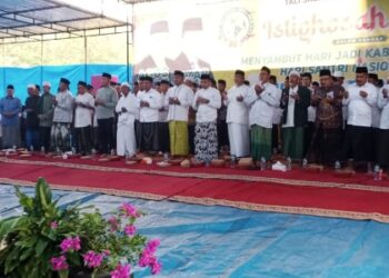 Dukung Agus-Nazar Jadi Pemimpin Tebo, Ribuan Masyarakat dan Para Kiai Gelar Doa Bersama