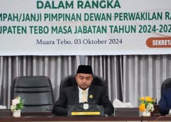 Hadiri Pelantikan Pimpinan Dewan, Varial Harap Sinergitas Terus Berjalan