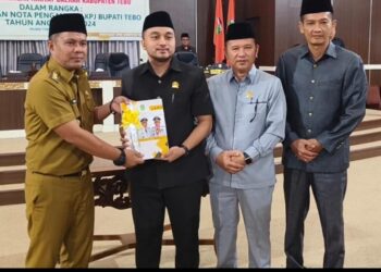 DPRD Tebo Gelar Paripurna Penyampaian Nota Pengantar LKPJ Bupati Tebo Tahun 2024