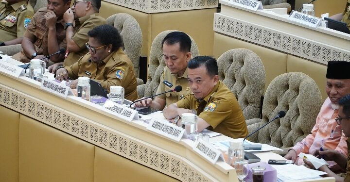 Hadiri RDP Bersama Komisi II DPR RI, Gubernur Al Haris Soroti Minimnya Kewenangan Daerah dalam Sektor Minerba