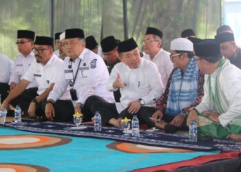 Gubernur Al Haris Halal Bi Halal Bersama Masyarakat Tanjung Raden