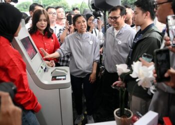 Menkomdigi: Masyarakat Berhak Mendapat Rasa Aman dalam Berkomunikasi dengan e-SIM