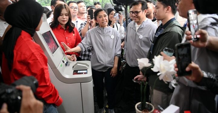 Menkomdigi: Masyarakat Berhak Mendapat Rasa Aman dalam Berkomunikasi dengan e-SIM