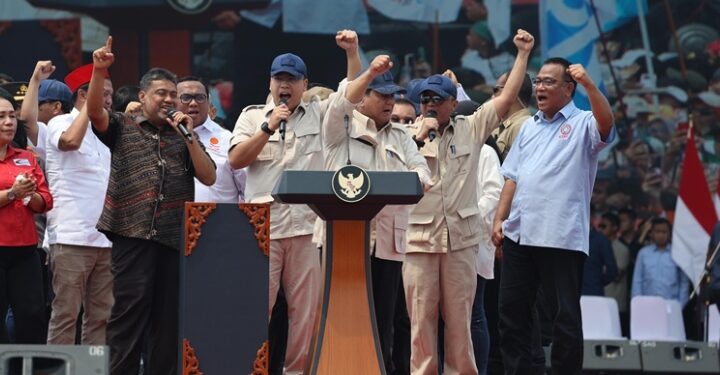 Wamenkomdigi Turut Hadiri Peringatan Hari Buruh Internasional di Monas