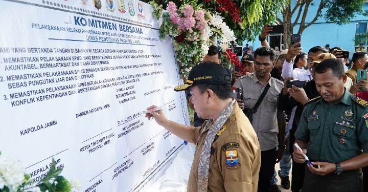 Teken Komitmen SPMB Berintegritas, Al Haris: Tak Ada Titipan