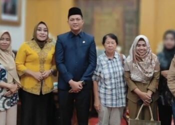 Ketua DPRD Provinsi Jambi Audiensi dengan Wanita Penulis Indonesia Jambi