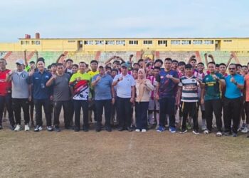 Wakil Bupati Tebo Resmi Membuka Kejuaraan Piala Soeratin Cup U-13 dan U-15 Kabupaten Tebo Tahun 2025