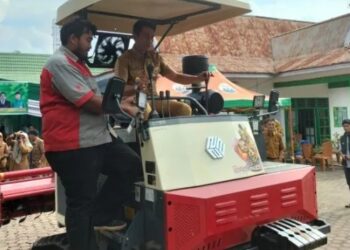 Pemkab Batang Hari Gelar Penyerahan Alsintan