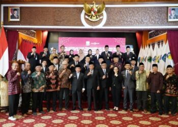 Lantik Direksi Baru Bank Jambi, Gubernur Al Haris Tekankan Profesionalisme dan Inovasi