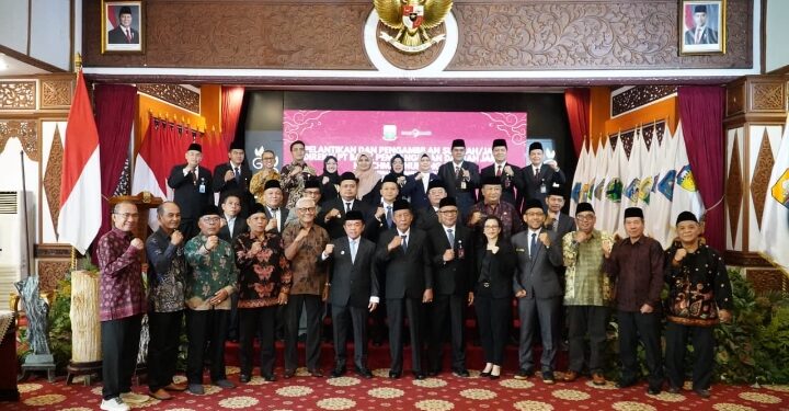 Lantik Direksi Baru Bank Jambi, Gubernur Al Haris Tekankan Profesionalisme dan Inovasi