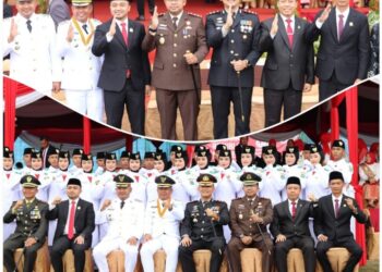 Ketua dan Wakil Ketua DPRD Tebo Upacara HUT RI di Stadion Sri Maharaja Batu