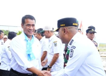 Bupati Tebo Hadiri Gerakan Tanam Padi Bersama Menteri Pertanian