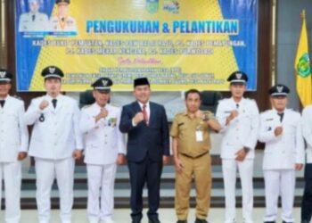 Pj Sekda Lakukan Pengukuhan dan Pelantikan Kepala Desa serta BPD