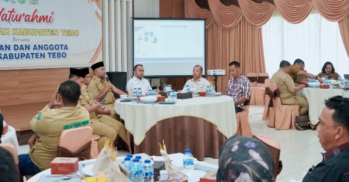 Silaturahmi DPRD dan Pemkab Tebo, Bahas Efisiensi Anggaran Rp300 Miliar di Tahun 2026