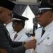Bupati Tebo Lantik Zulkarnain sebagai Plt Kades Betung Bedarah Timur, Juga Lantik Pj Sekda dan Sejumlah Pejabat Lainnya