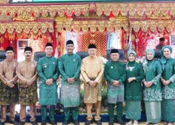 Gubernur Al Haris Ajak Kada Bangun Daerah dengan Semangat Kebersamaan dan Inovasi