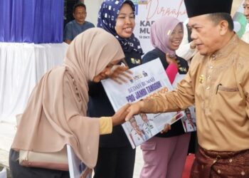 HUT ke-26 Muaro Jambi, Puluhan Warga Dapat Kado Bedah Rumah dari Gubernur Al Haris Senilai Rp1,2 Miliar